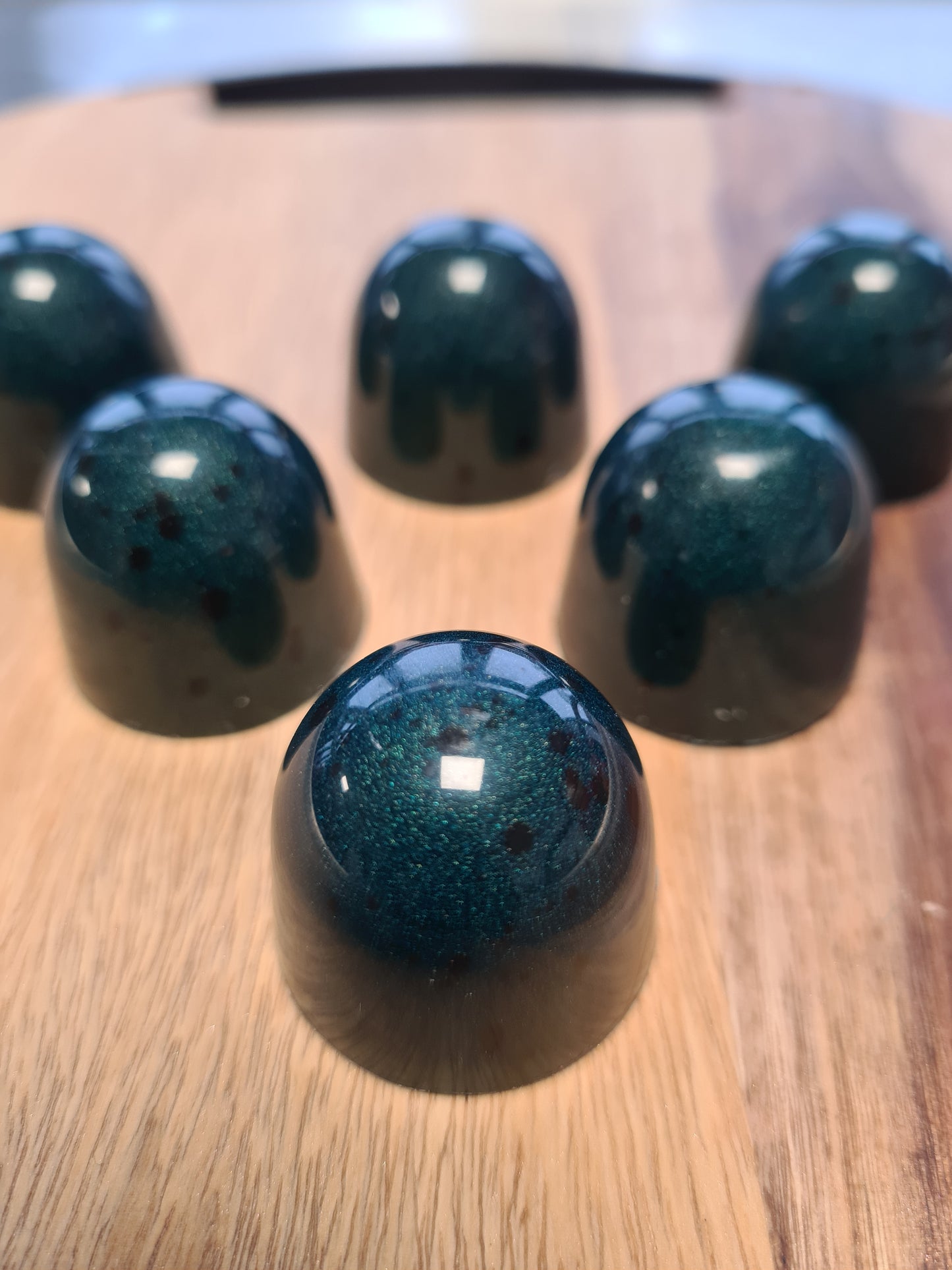 Ambachtelijke melkchocolade bonbon met een romige kokosvulling – Chocoladehuys